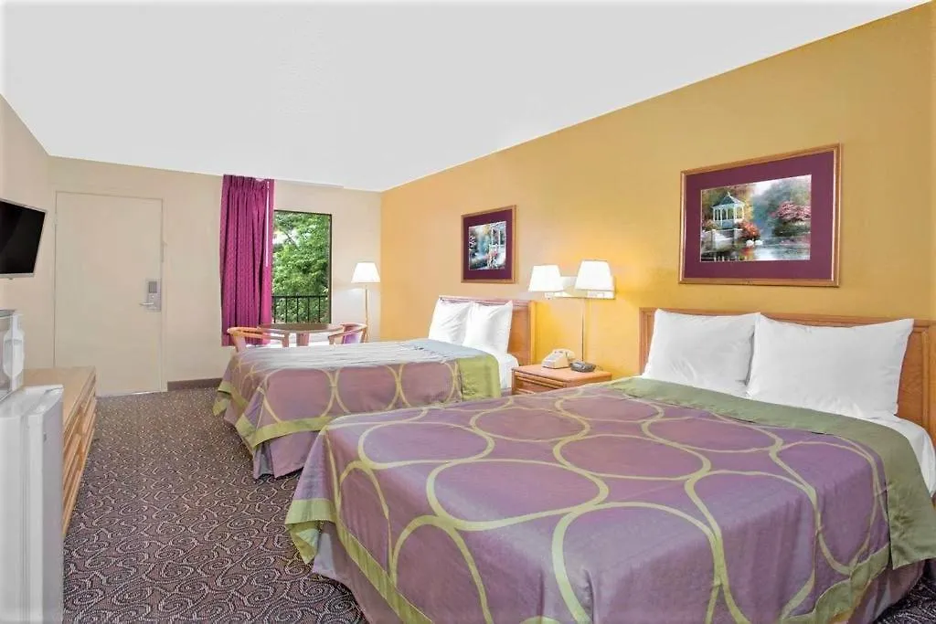 Super Inn Williamsburg 2*,  United States